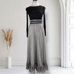 Vintage Phyllis Sues Black Maxi Dress Knit Bodice Silk Print Skirt Size 4 S